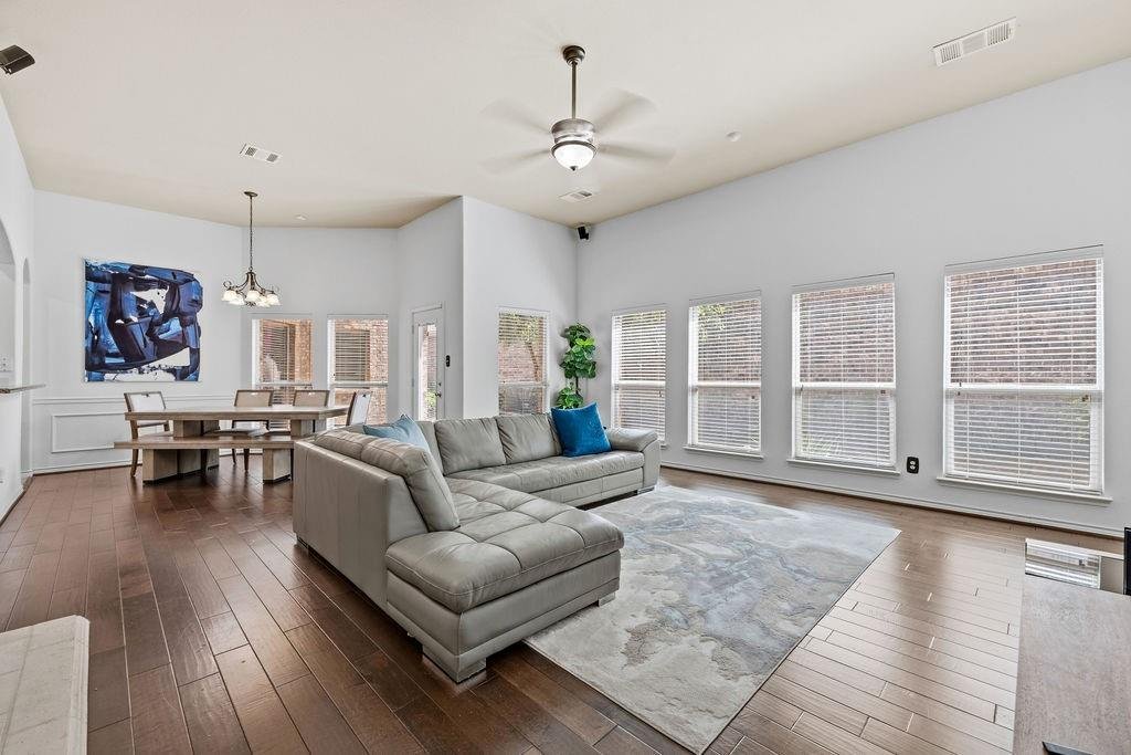 House in Frisco, Texas, United States 3 - 18494276