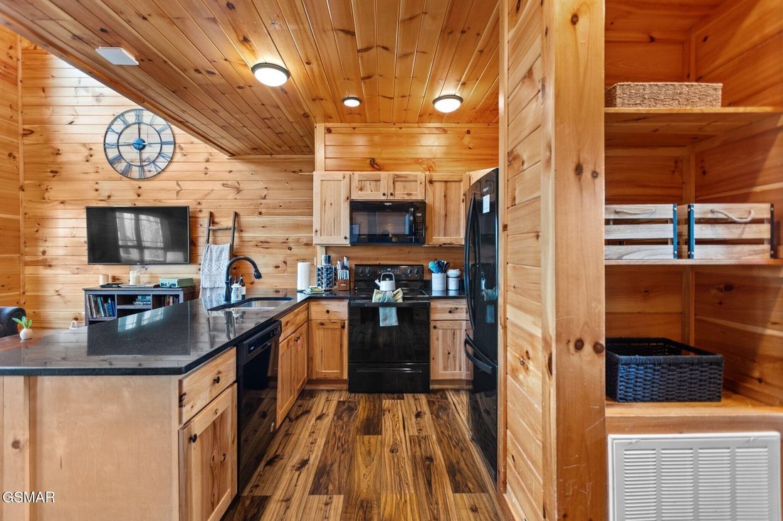House in Sevierville, Tennessee, United States 5 - 18493805