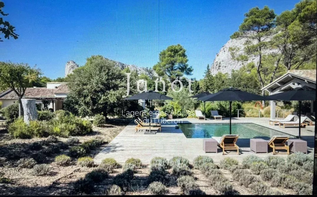 House in Saint-Rémy-de-Provence, Provence-Alpes-Côte d'Azur, France 3 - 13688236