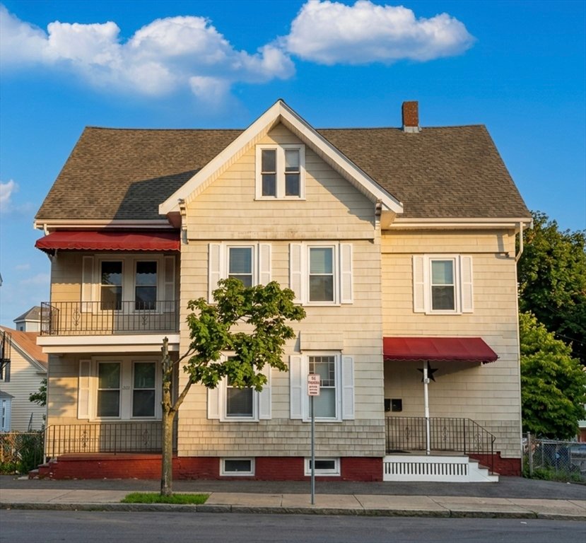 House in Malden, Massachusetts, United States 1 - 18495797