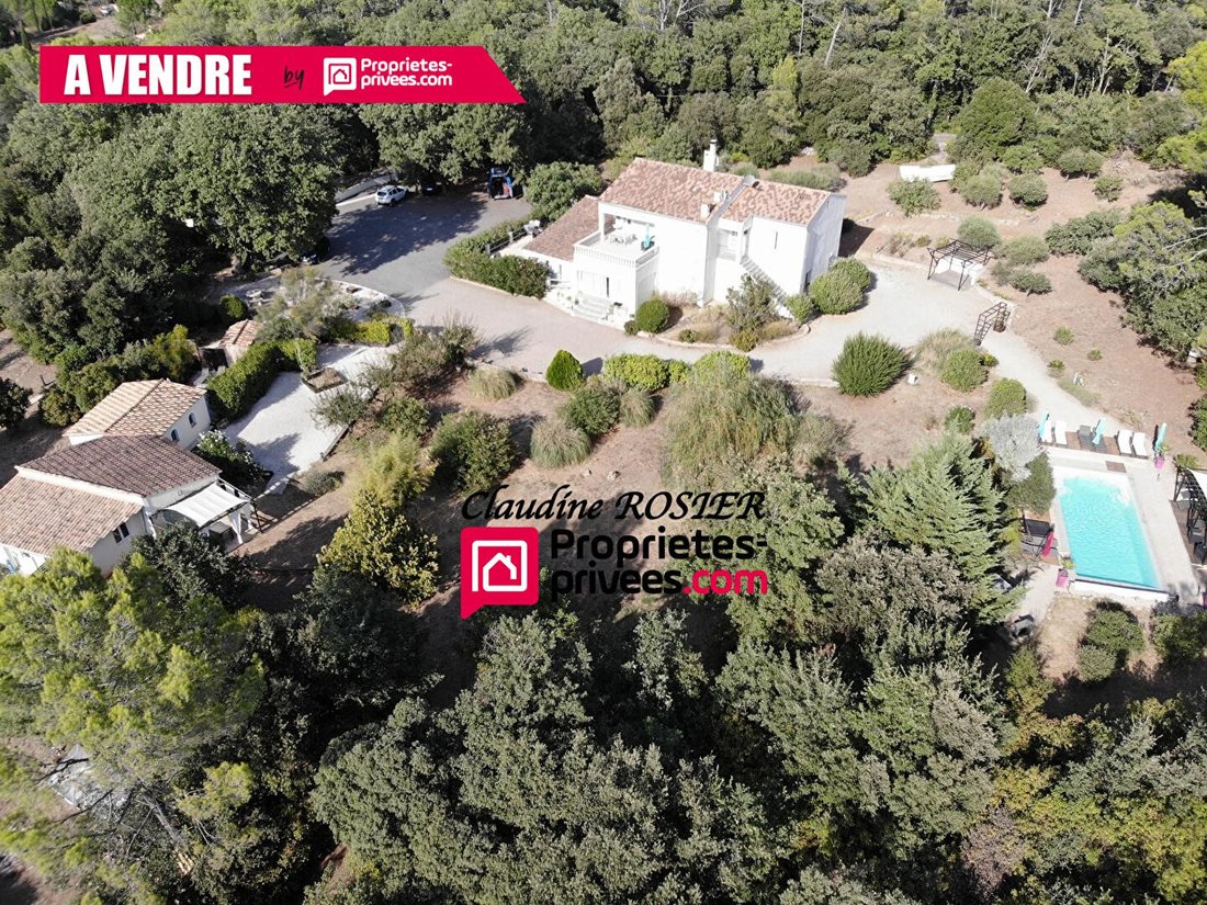 Villa in Besse-sur-Issole, Provence-Alpes-Côte d'Azur, France 1 - 18495696