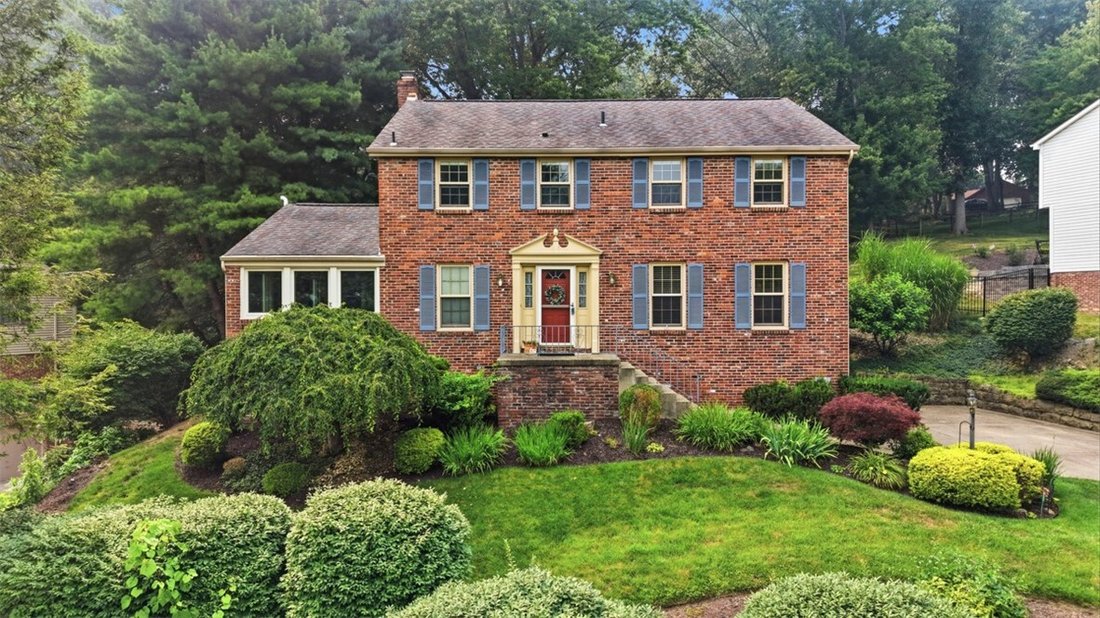 House in Franklin Park, Pennsylvania, United States 1 - 18494377