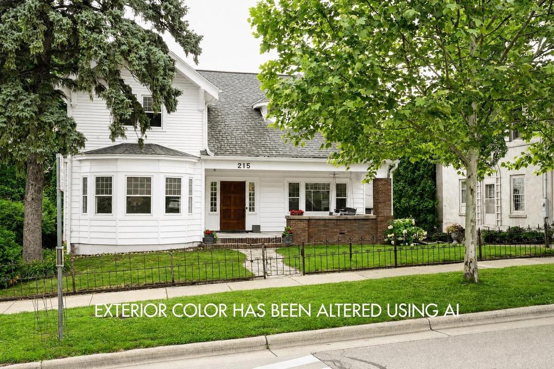 House in Maple Bluff, Wisconsin, United States 1 - 18353840