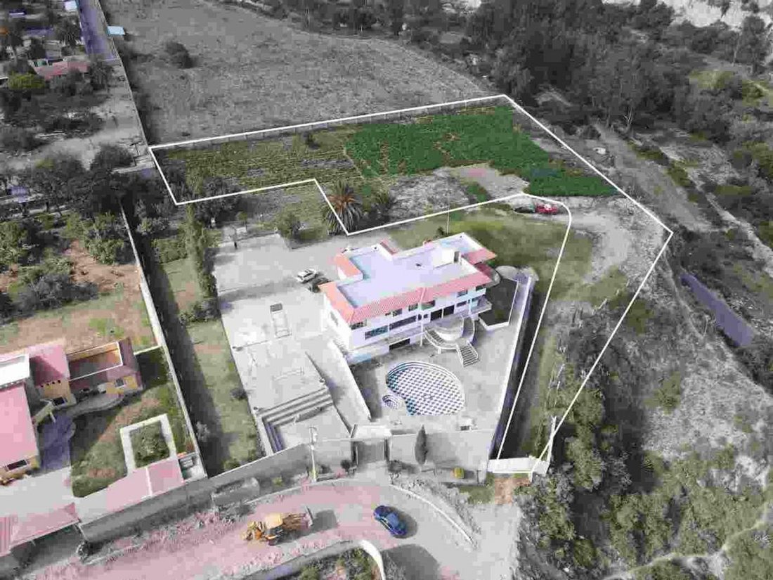 Land in Quito, Pichincha, Ecuador 4 - 18492566