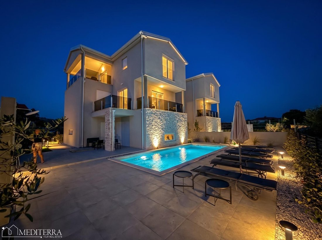 Villa in Novigrad, Istria County, Croatia 1 - 18485977