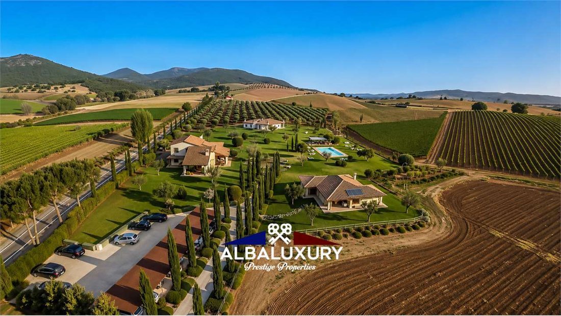 Villa in Capalbio, Tuscany, Italy 1 - 15347360