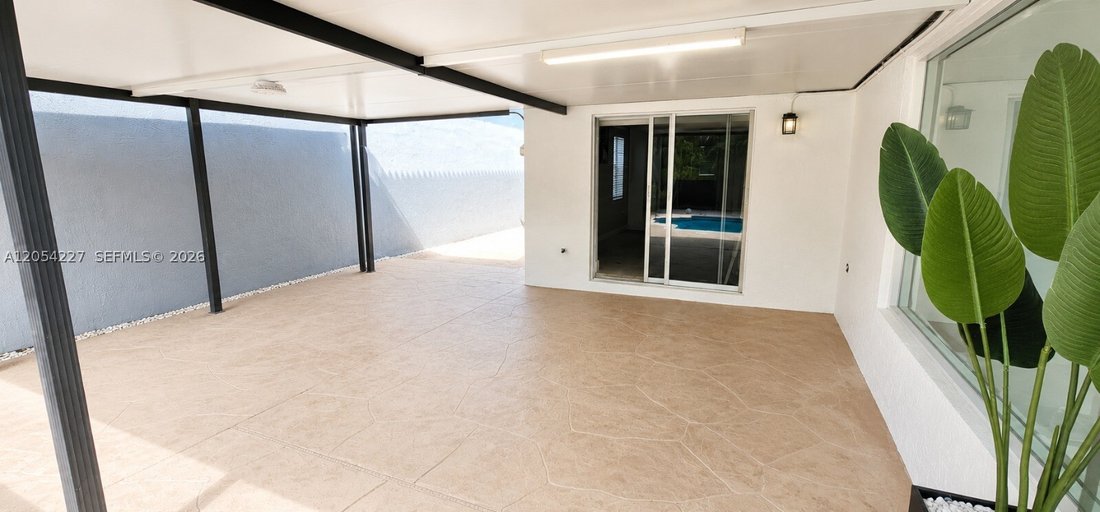 House in West Miami, Florida, United States 4 - 18493452