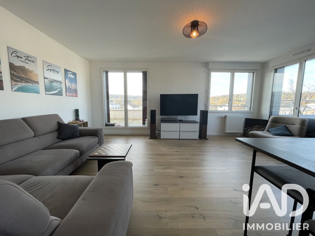 Apartment in La Garenne, L'Isle-Adam, France 3 - 18495745