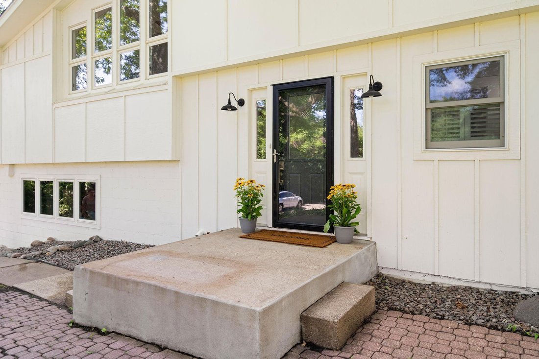 House in Maple Plain, Minnesota, United States 4 - 18494864