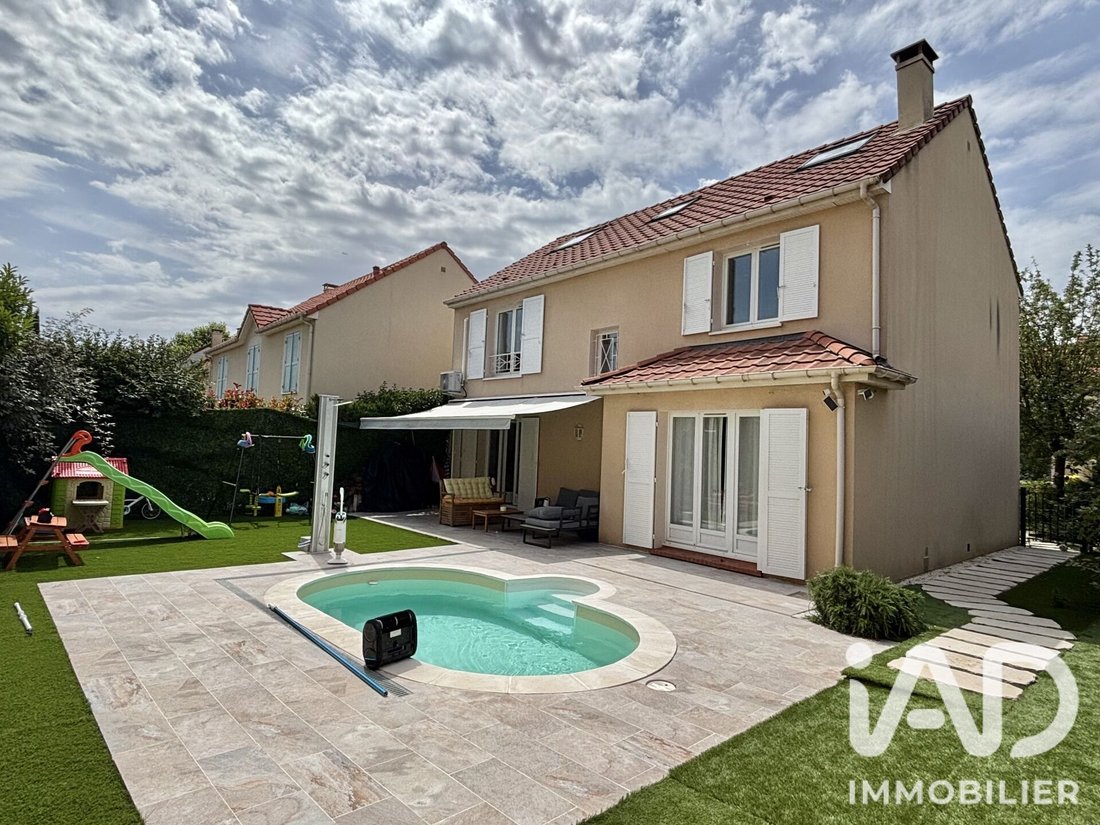 House in Margency, Ile-de-France, France 1 - 18495720