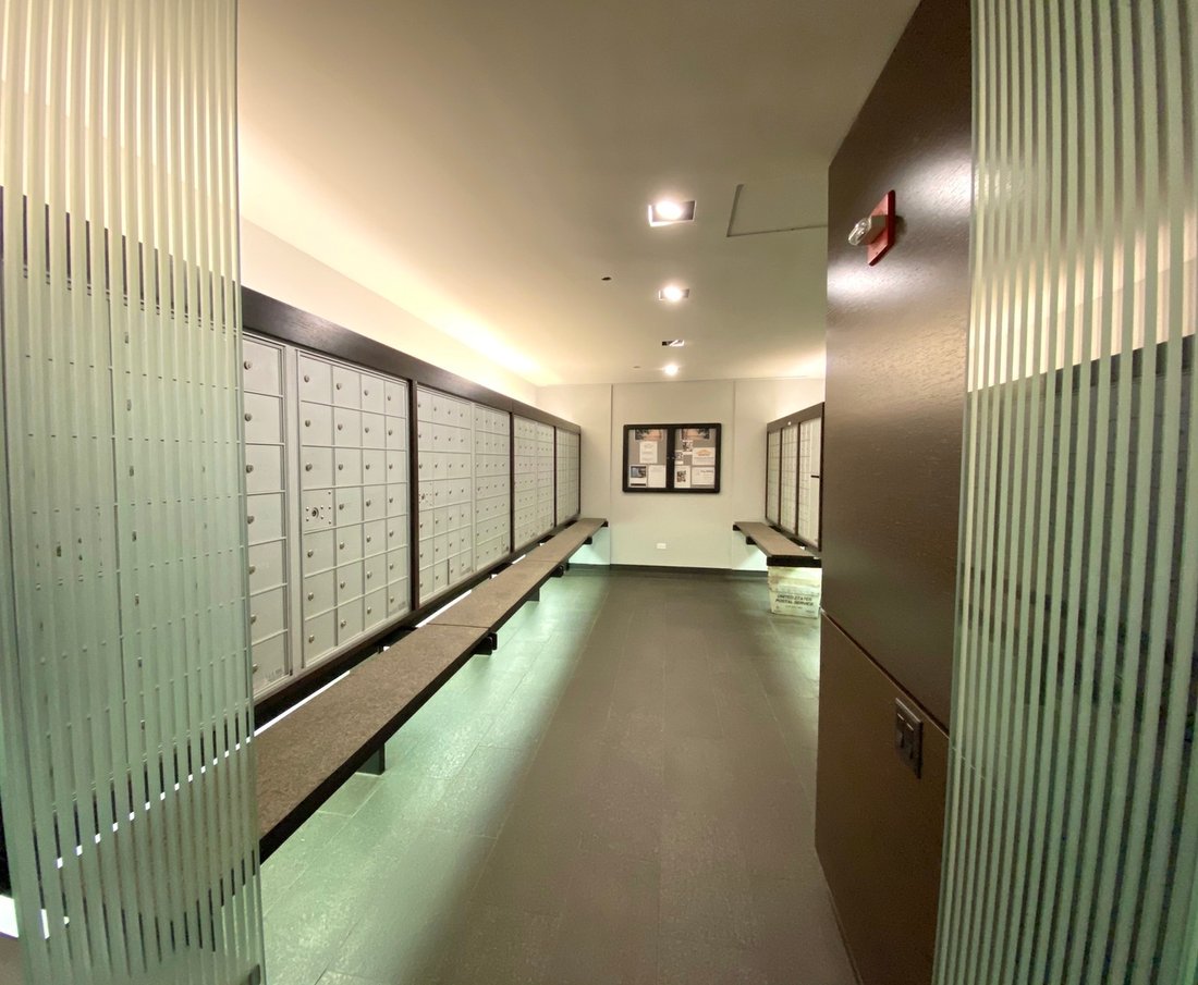 Condo in Chicago, Illinois, United States 4 - 18494722