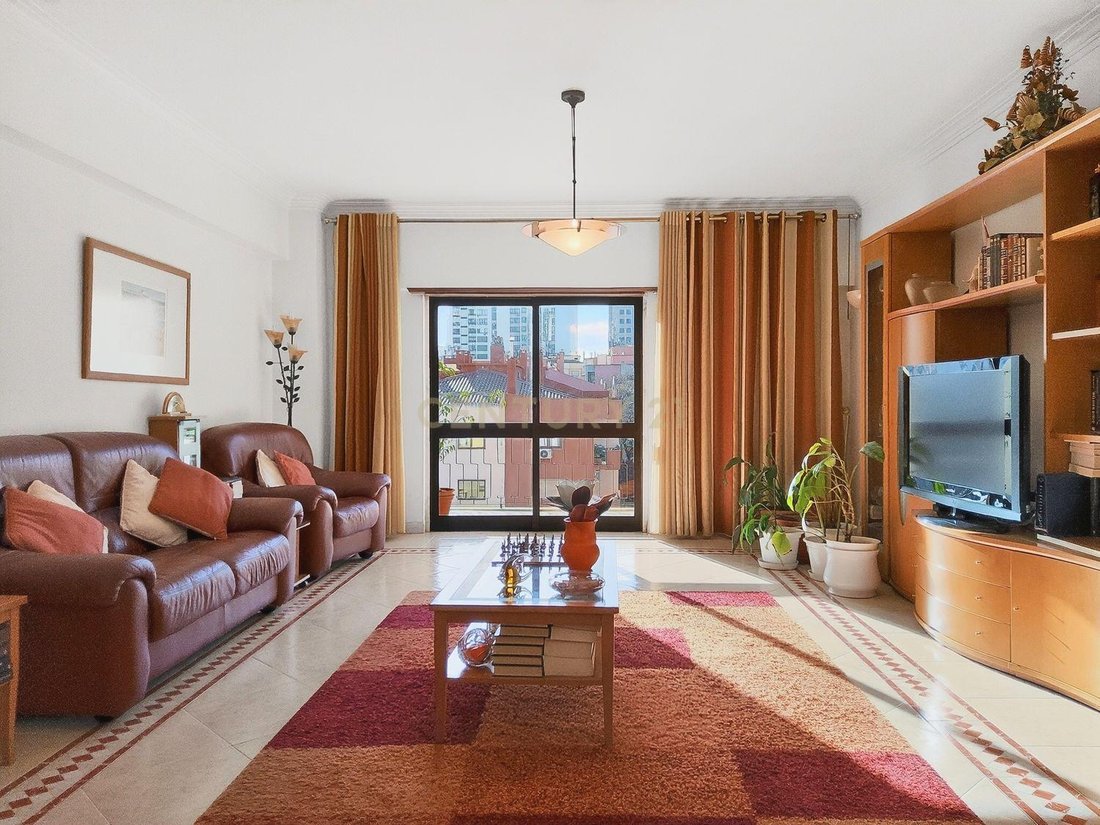 Apartment in Alfragide, Lisbon, Portugal 4 - 18494942