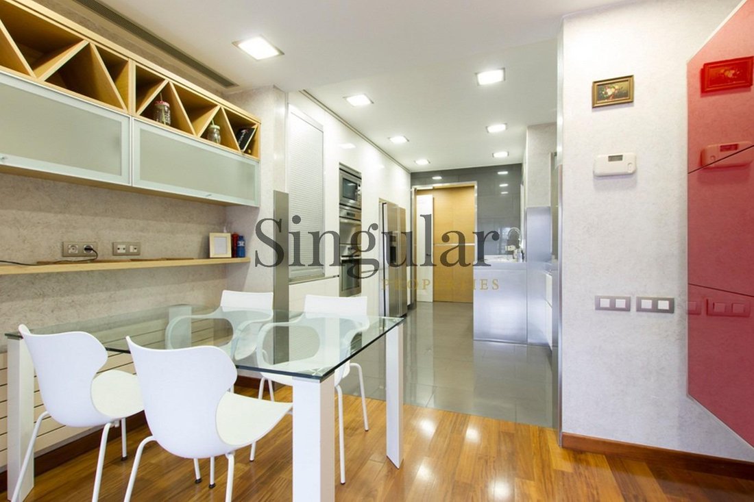 Apartment in Sarrià-Sant Gervasi, Barcelona, Spain 5 - 18494940