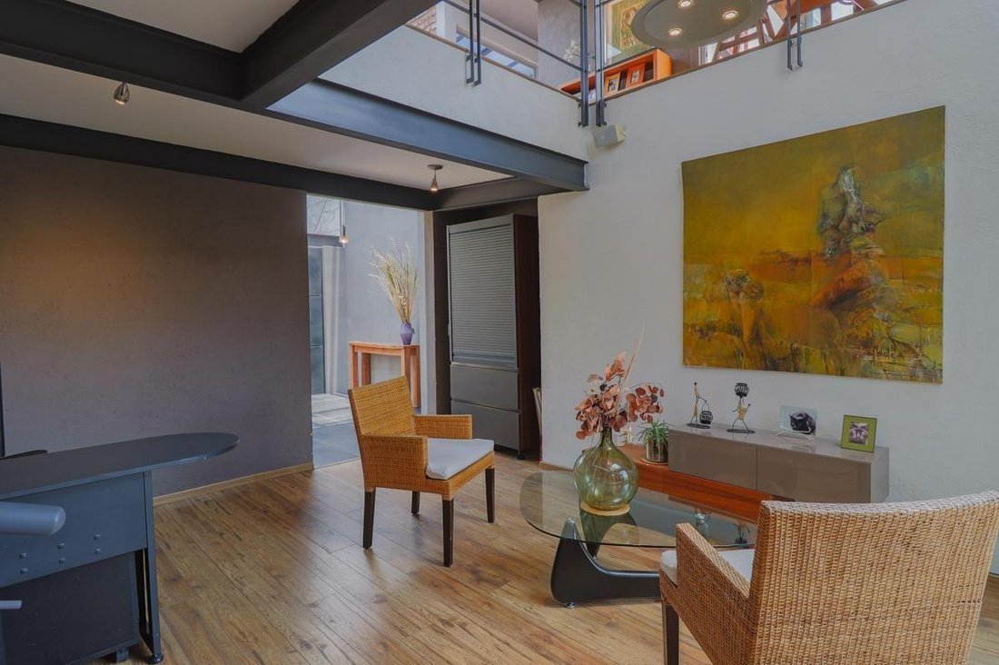 House in Mexico City, Mexico 3 - 18492740