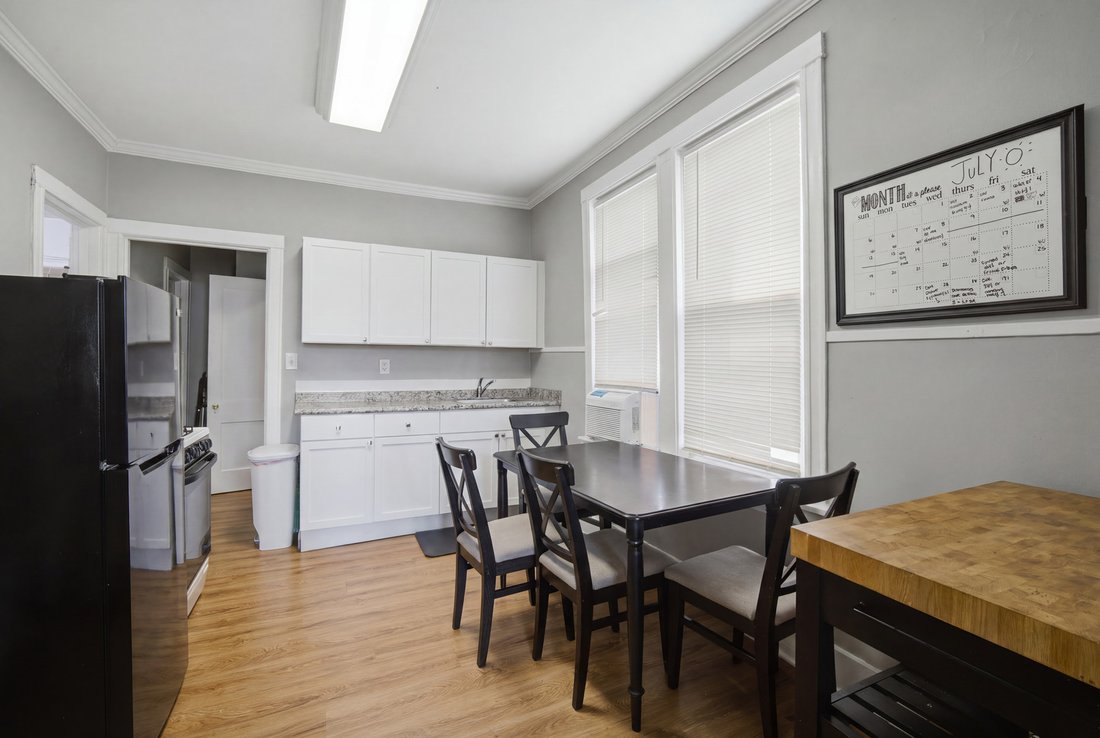 Chicago, Illinois, United States 4 - 18494713