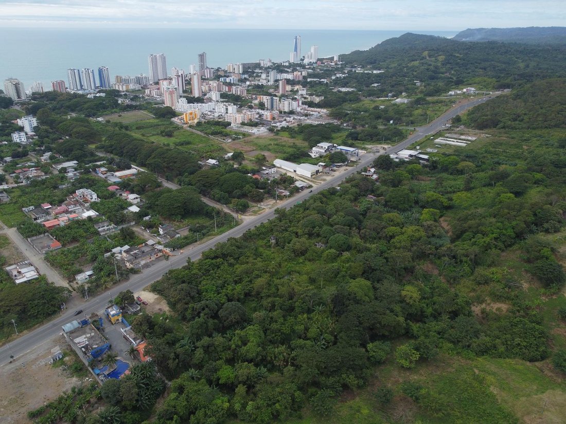 Land in Tonsupa, Esmeraldas, Ecuador 3 - 18492578