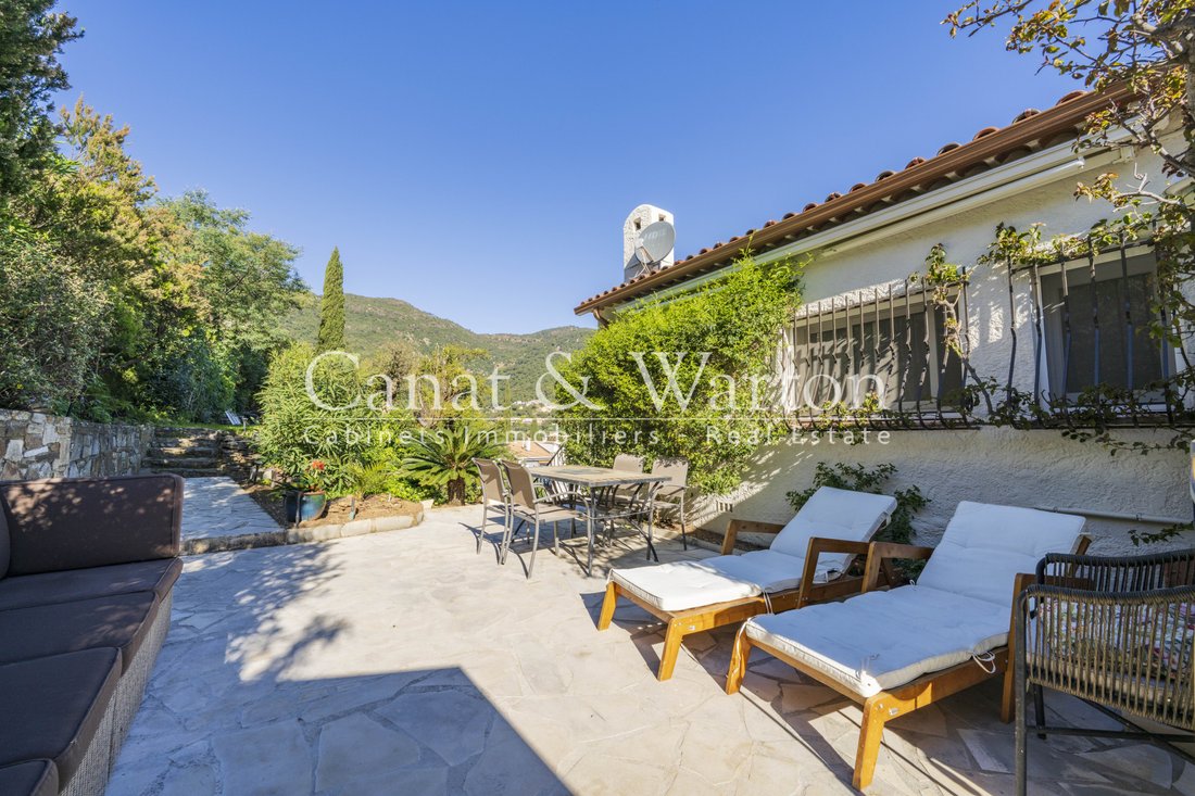 Villa en Sud, Cavalaire-sur-Mer, Francia 3 - 17666720