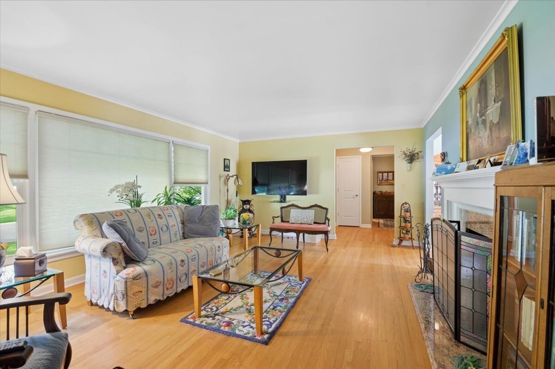 House in Glenview, Illinois, United States 4 - 18494712