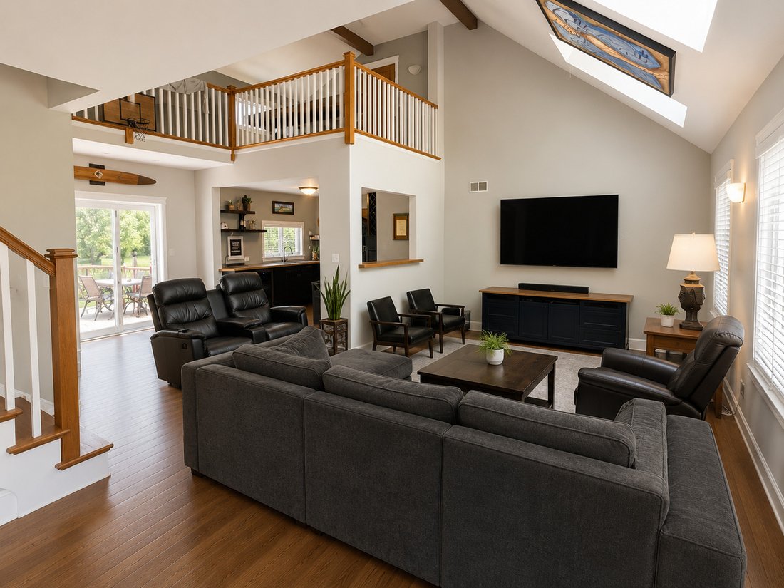 House in Clarendon Hills, Illinois, United States 2 - 18494676
