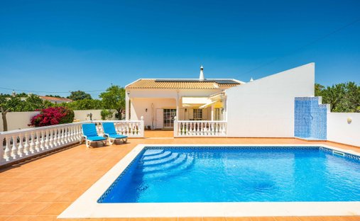Villa à Praia dos Pescadores, Olhos de Agua, Portugal 1