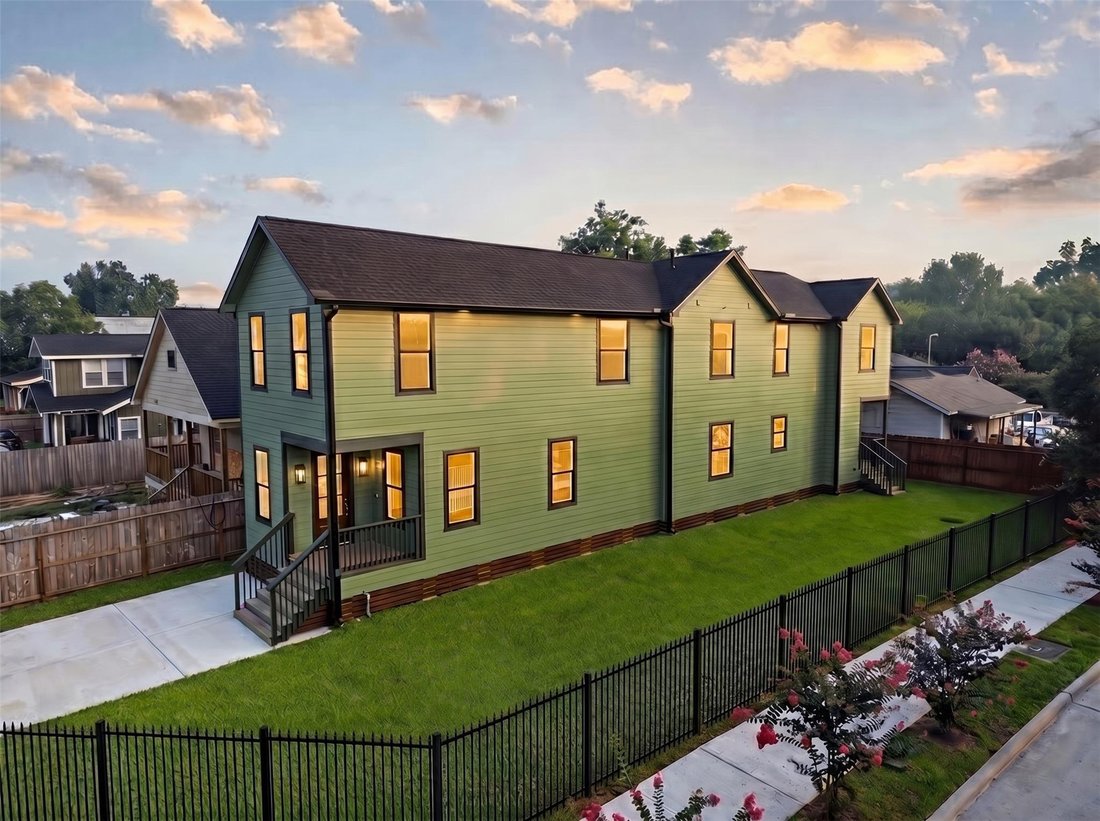 House in Houston, Texas, United States 1 - 18494142