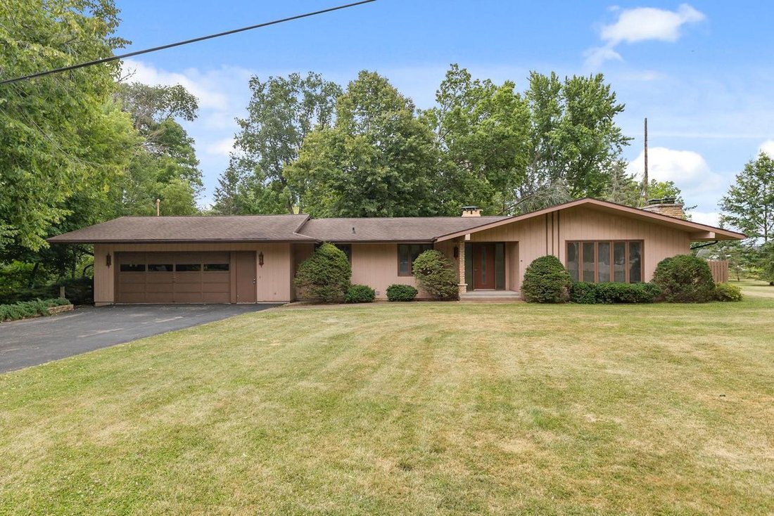 House in Menasha, Wisconsin, United States 1 - 18494612