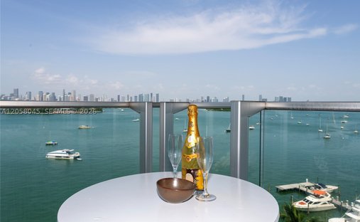 Condo in Miami Beach, Florida, United States 1