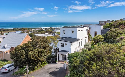 House in Cape Town, Western Cape, South Africa 1