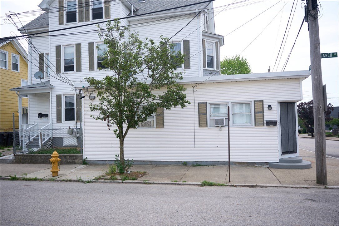 Pawtucket, Rhode Island, United States 3 - 18494567