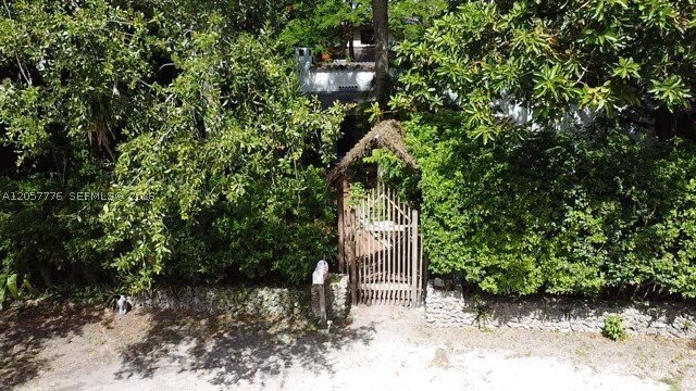 House in Miami, Florida, United States 2 - 18493453
