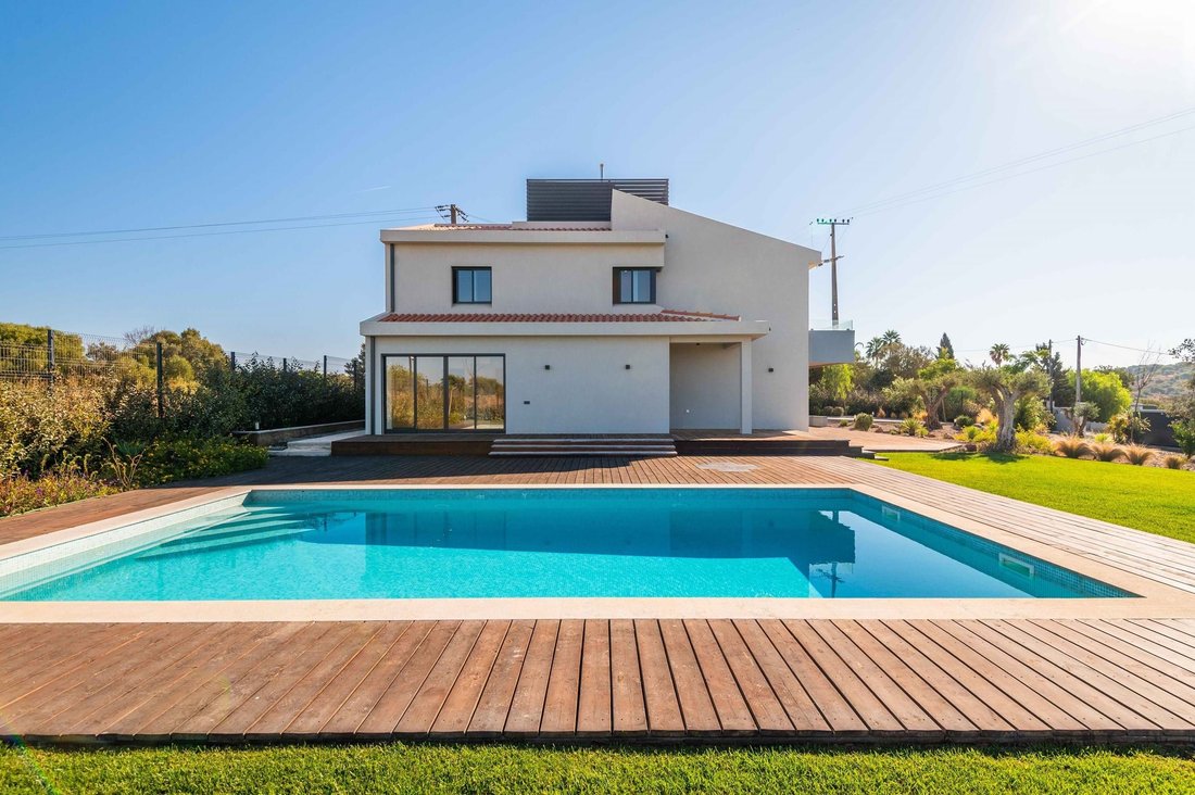 Villa in Quarteira, Algarve, Portugal 5 - 16310968