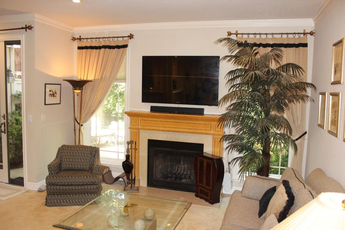 Condo in Mountain View, California, United States 3 - 18493218