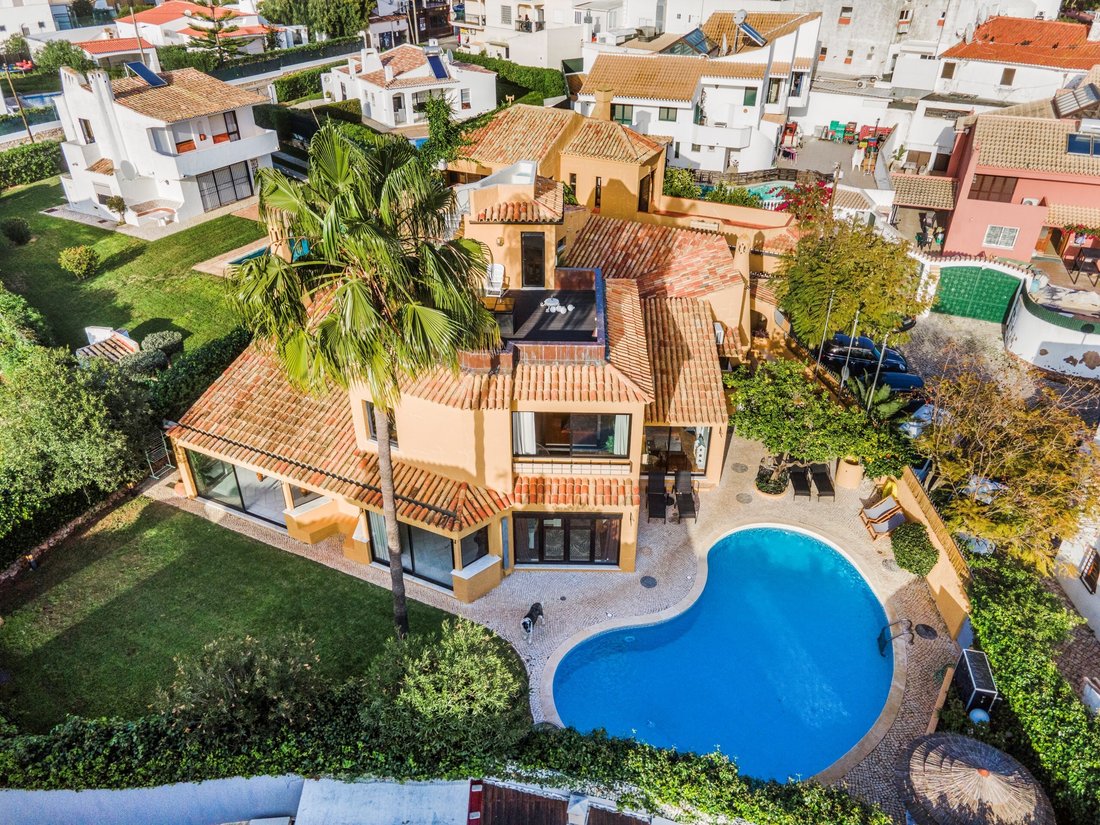 Villa in Olhos de Agua, Algarve, Portugal 1 - 14753919