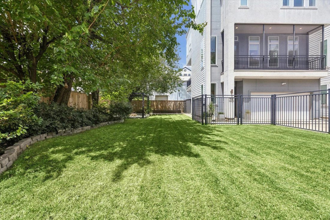 House in Houston, Texas, United States 3 - 18494169