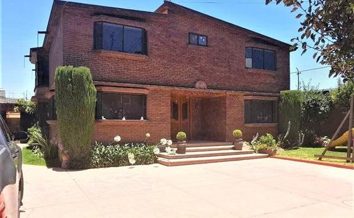 House in Llano Grande, State of Mexico, Mexico 1