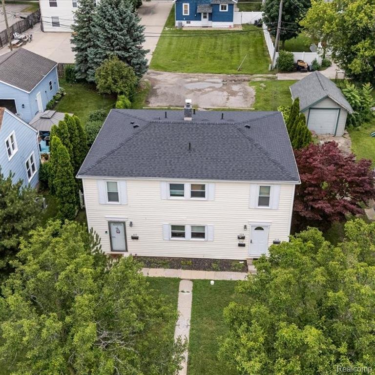 Plymouth, Michigan, United States 3 - 18493033