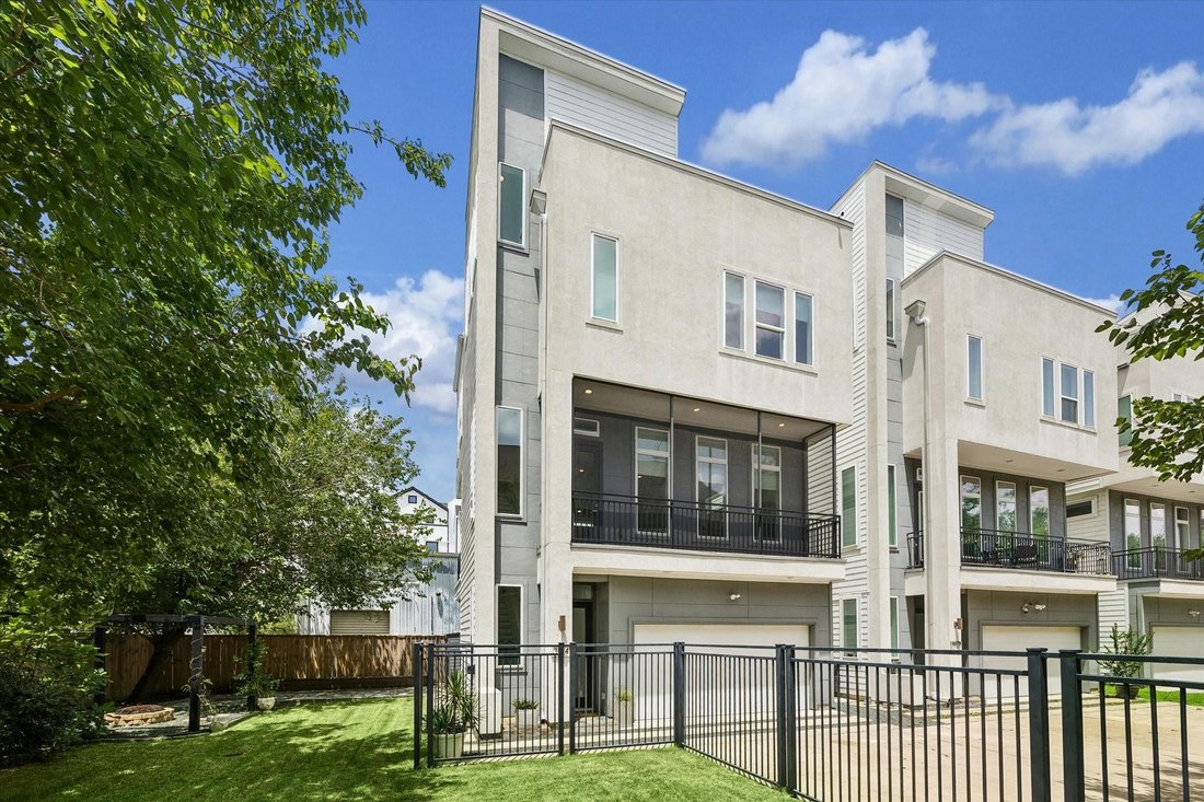 House in Houston, Texas, United States 1 - 18494169