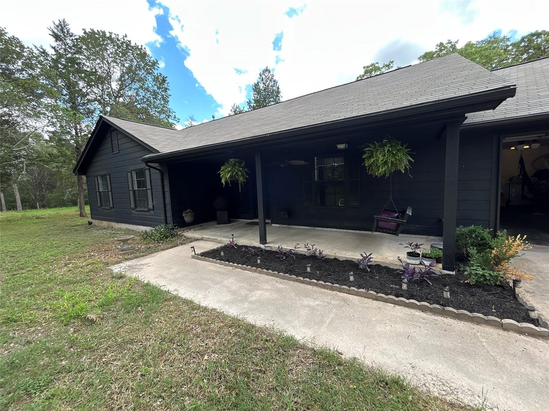 House in Bastrop, Texas, United States 1 - 18493308