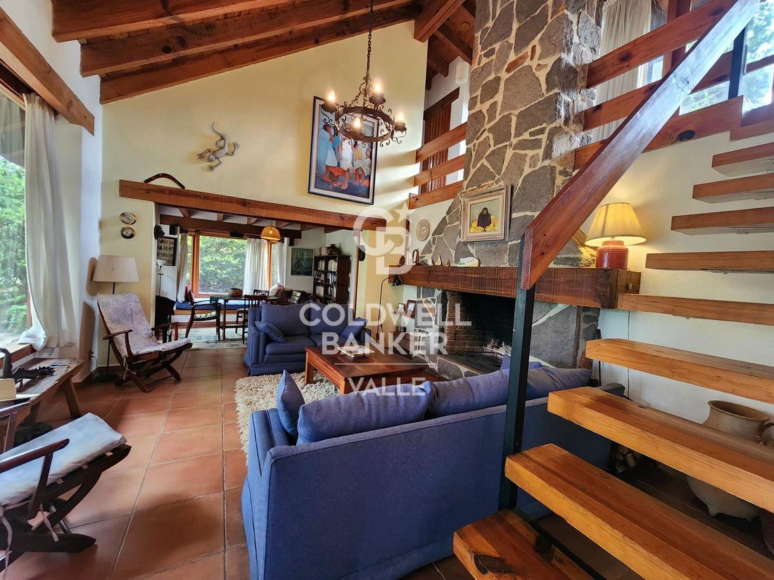 House in Valle de Bravo, State of Mexico, Mexico 2 - 18492299