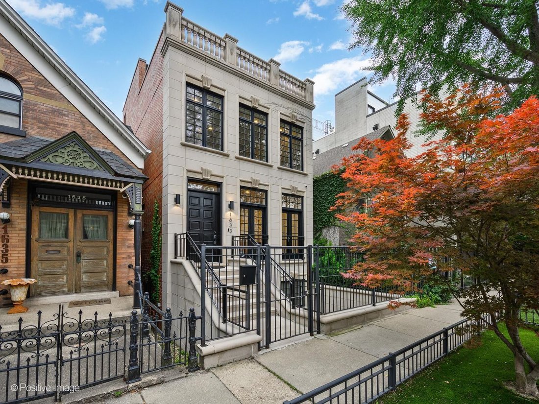 House in Chicago, Illinois, United States 1 - 18494706