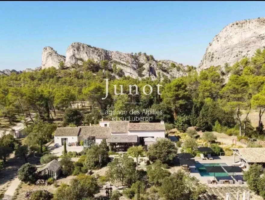 House in Saint-Rémy-de-Provence, Provence-Alpes-Côte d'Azur, France 1 - 13688236