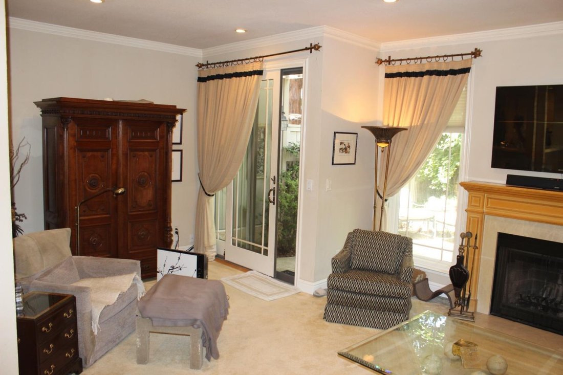 Condo in Mountain View, California, United States 4 - 18493218