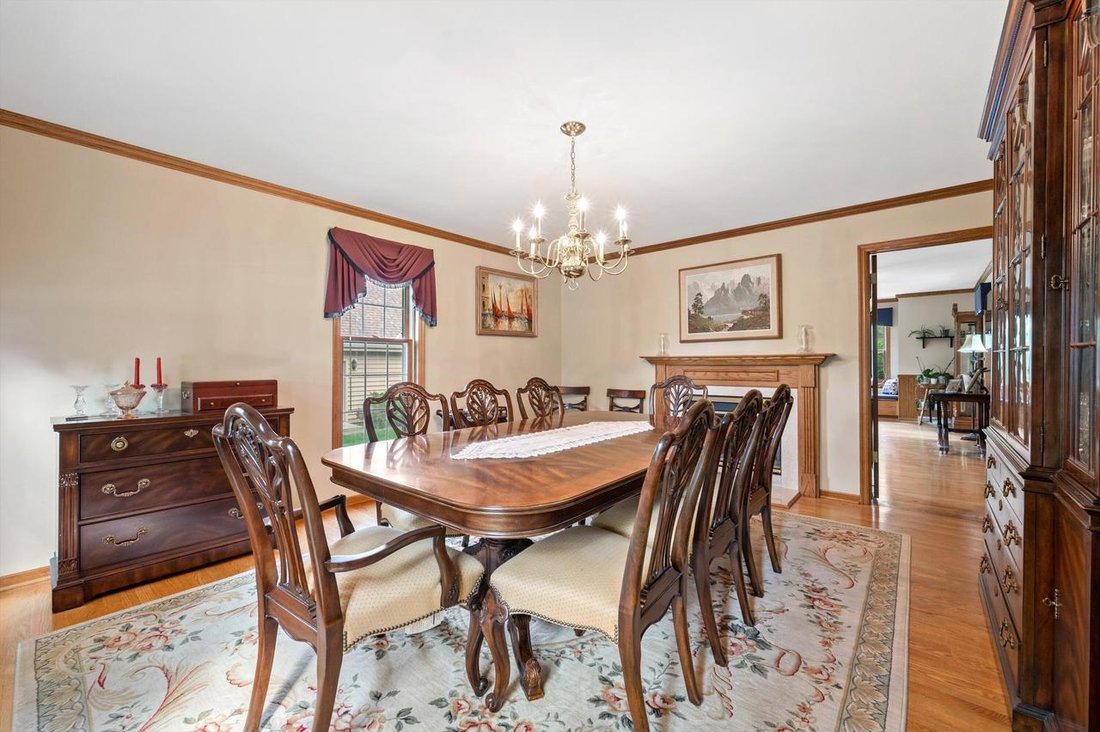 House in Waukesha, Wisconsin, United States 5 - 18494580