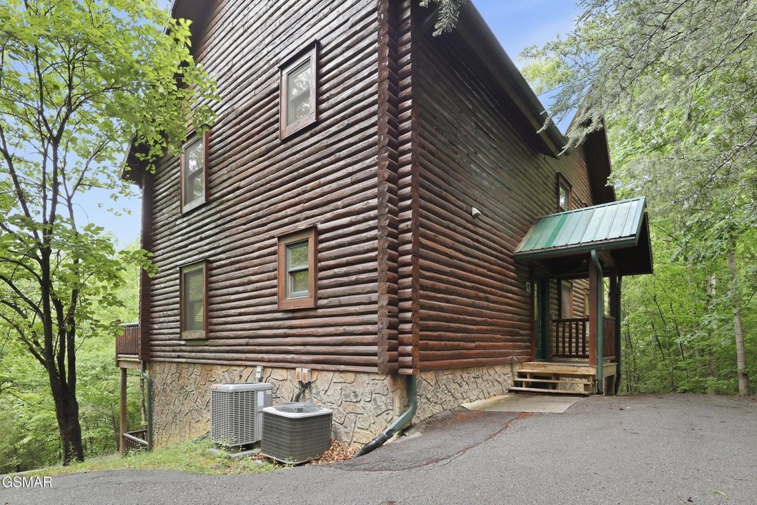 House in Sevierville, Tennessee, United States 2 - 18494158
