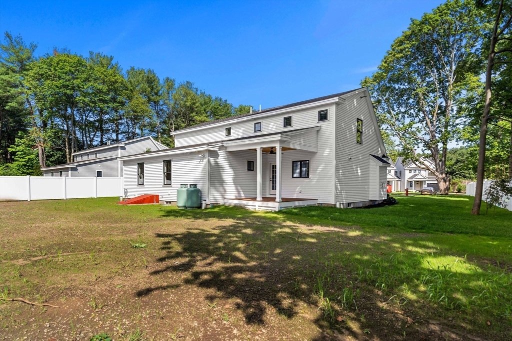 House in Lynnfield, Massachusetts, United States 4 - 18494988