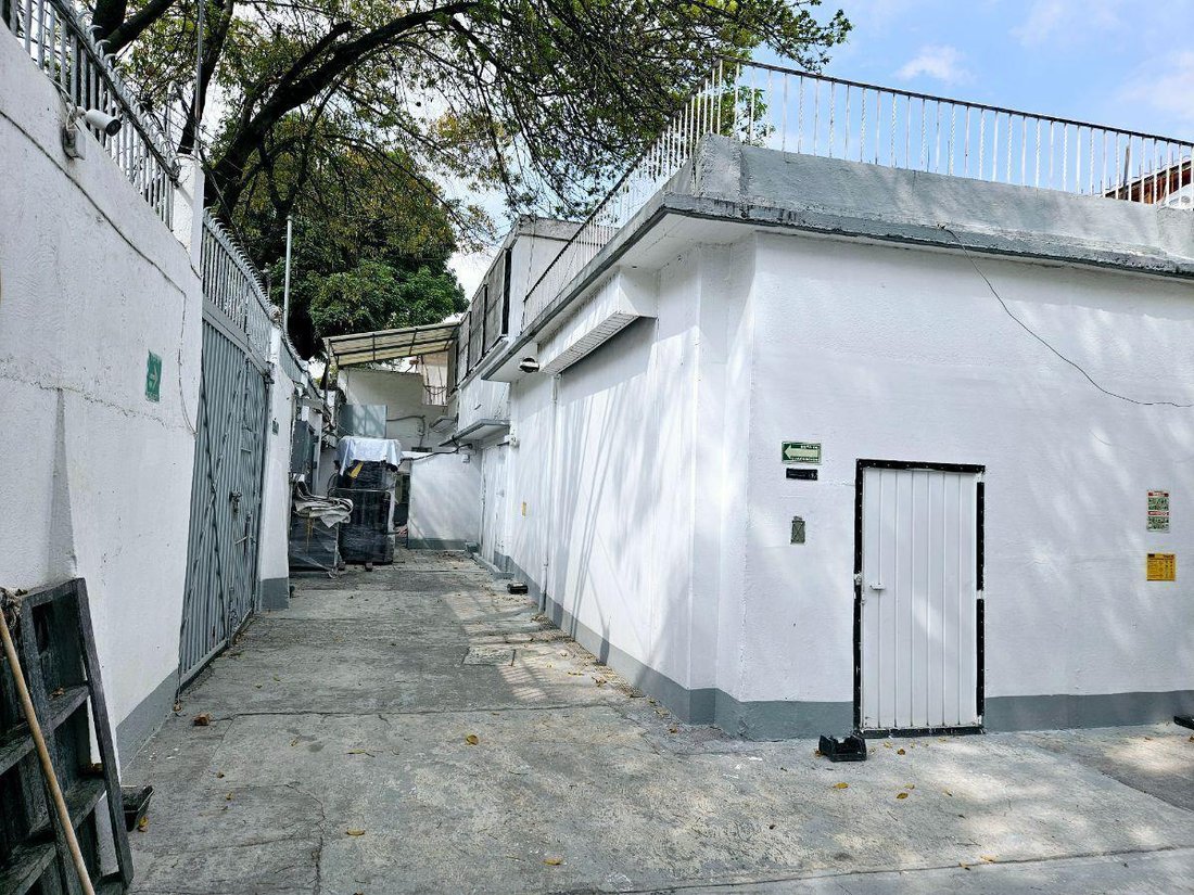 House in Santa Catarina Yecahuitzotl, Mexico City, Mexico 1 - 18492453