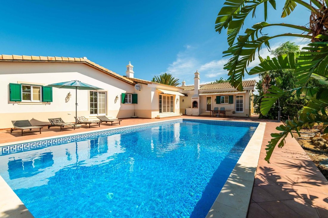 Villa in Estoi, Algarve, Portugal 1 - 16568308