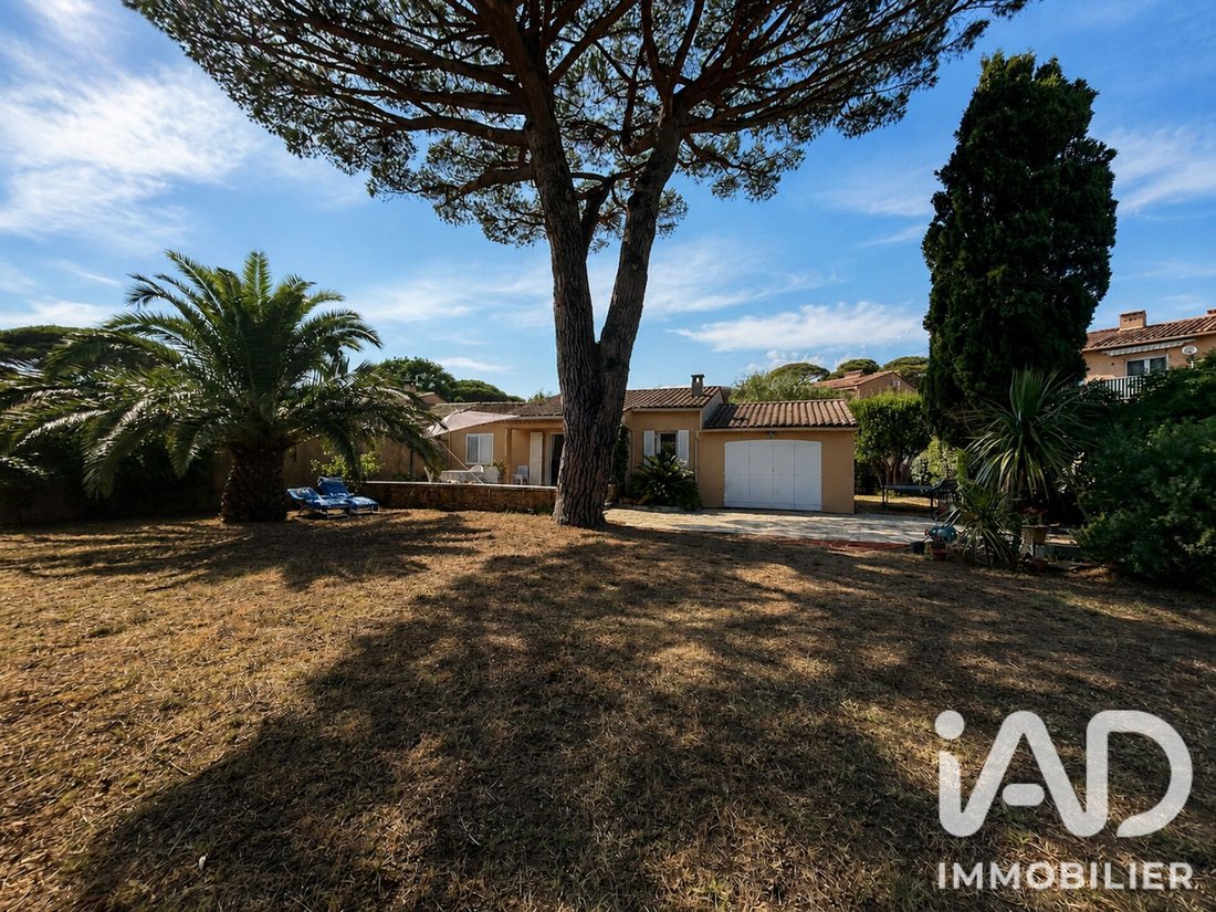 House in Nartelle-Noyer-Bellevue-bd des Sardinaux, Sainte-Maxime, France 2 - 18495746