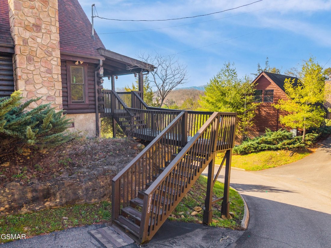House in Sevierville, Tennessee, United States 3 - 18493796