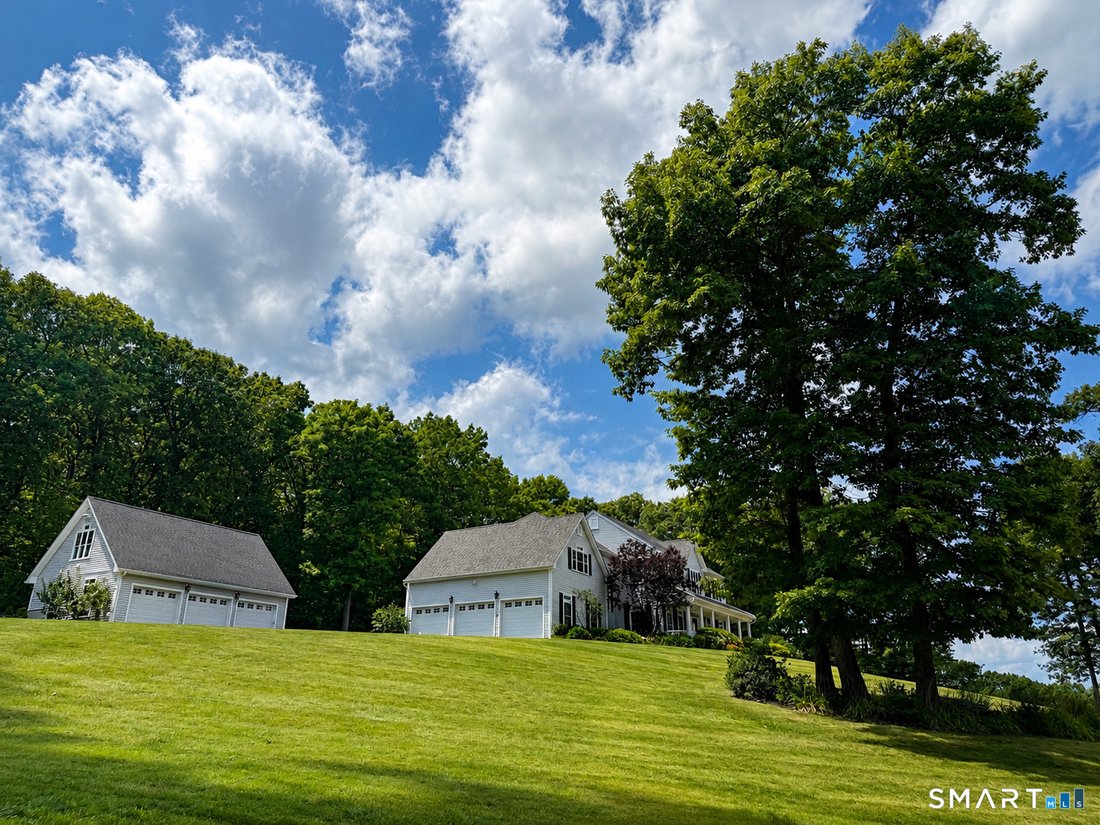 House in Granby, Connecticut, United States 1 - 18142353